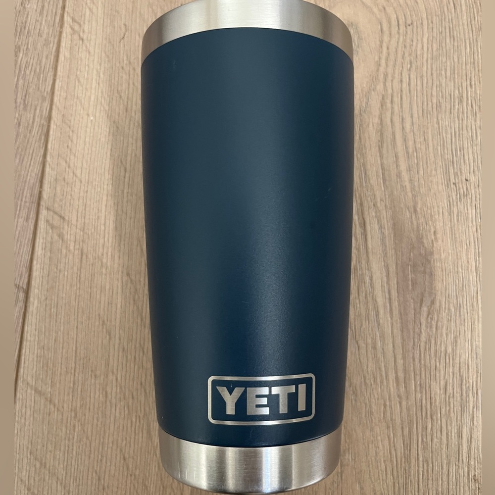 YETI RAMBLER® 20 OZ TUMBLER WITH MAGSLIDER™ LID